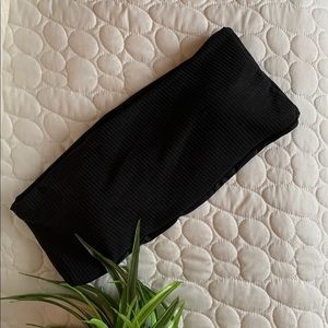 Black ribbed Zaful strapless bikini top